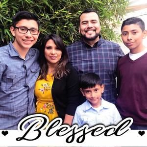 Meet your Posher, Fatima